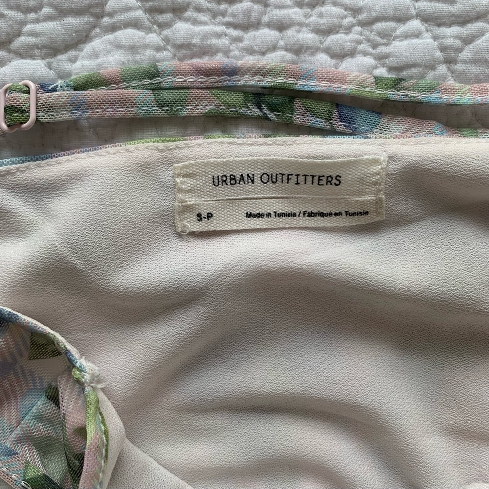 Urban Outfitters Rompers - Picture 4 of 7